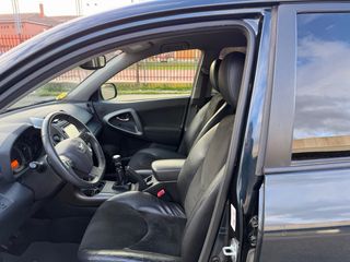 Toyota RAV4 2013