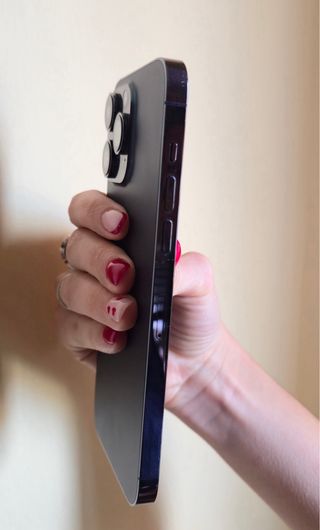 iPhone 14 Pro Max Morado