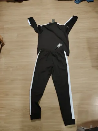 Chándal On Running Negro y Blanco