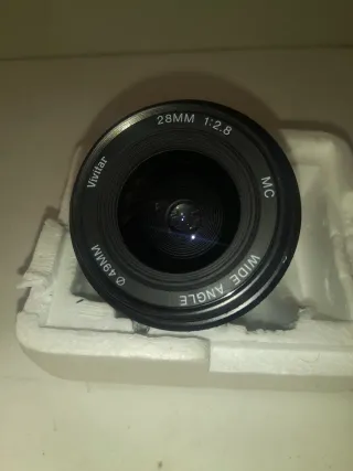 Vivitar 28mm 1:2.8 MC Wide Angle Lens