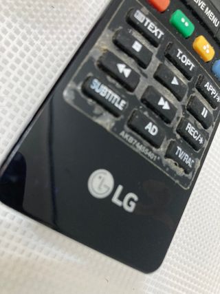 M52 – Mando original para televisión LG.