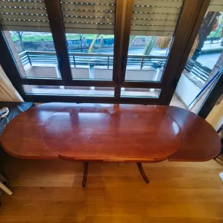 Mesa de Comedor Extensible de Madera