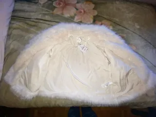 Chaqueta pelo sintético Stradivarius Talla L