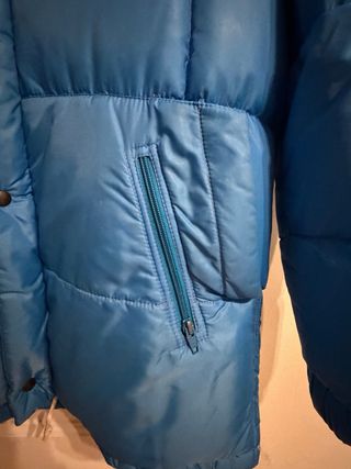 Abrigo acolchado azul
