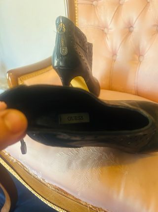 Botines Guess Negros Tacón Alto