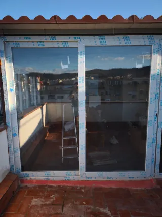 Ventana Balconera Veka 240x230 cm