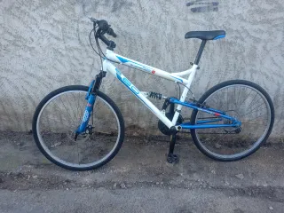 Bicicleta de Montaña Full Suspension