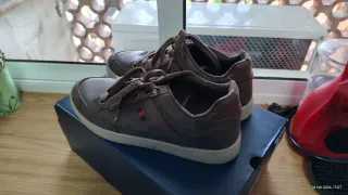 Zapatos casuales polipiel.