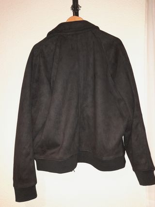 Cazadora efecto ante Pull & Bear Talla L