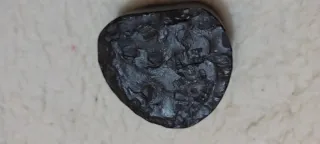 Porta candela con fossili di ammoniti