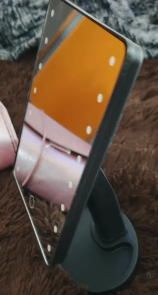 Specchio per trucco con luce LED