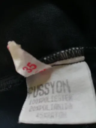 Vestido corto negro tirantes encaje