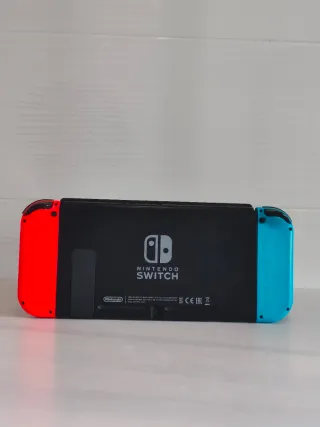 Nintendo Switch Azul/Rojo + Accesorios