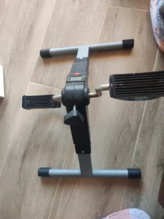 Bicicleta estática plegable