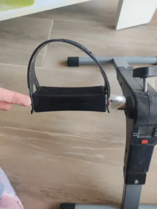 Bicicleta estática plegable