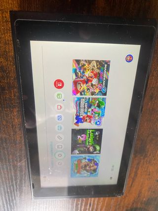 Nintendo Switch completa di giochi