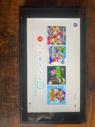 Nintendo Switch completa di giochi
