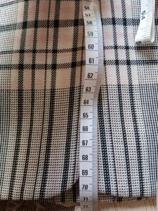 Americana blazer cuadros Uterqüe Talla L.