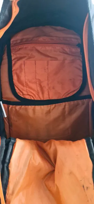 Mochila para casco Negra y Naranja