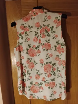Camisa sin mangas H&M flores T38