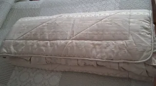 Edredón beige de tela