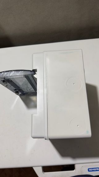 Cuadro Eléctrico Estanco 12 Elementos con Llave