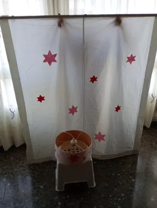 Cortina Estor y Lámpara Estrellas