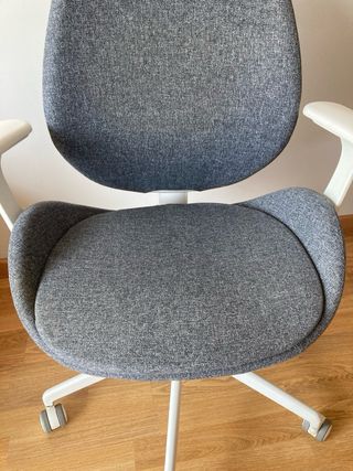 Silla de escritorio IKEA HATTEFJÄLL gris oscuro