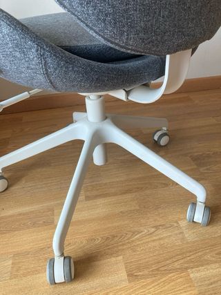 Silla de escritorio IKEA HATTEFJÄLL gris oscuro