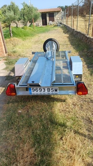 Remolque para moto.
