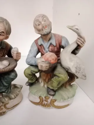 Coppia di Anziani in Porcellana