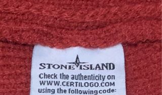 Stone Island Berretto Invernale Rosso Taglia Unica