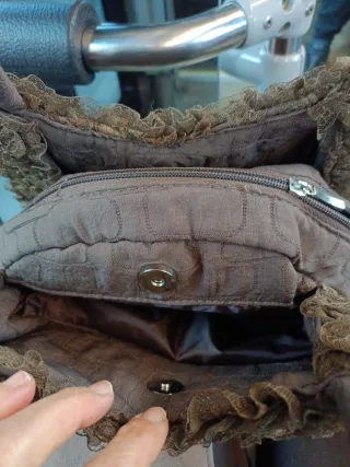 Bolso de fiesta marrón y dorado