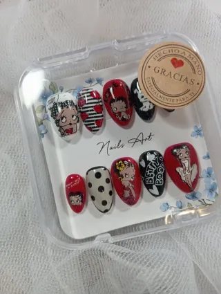 Uñas Press On Betty Boop