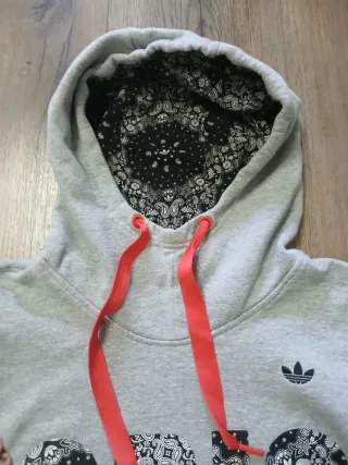 Sudadera Adidas Gris con Estampado Original