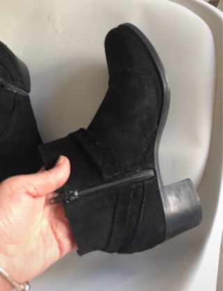 Botines de piel negros para mujer