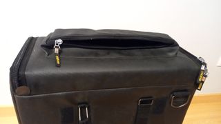 Estuche Rack 19" rígido de tela.