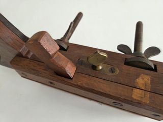 Cepillo carpintero antiguo madera 1ª mitad s. XX