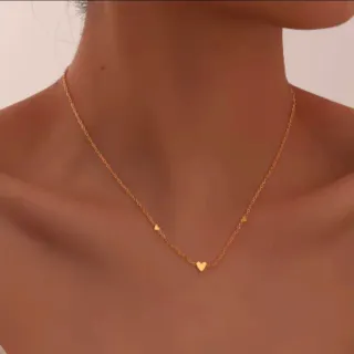 Collar.