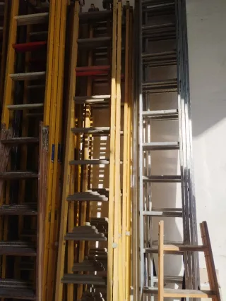 Escaleras Navarra fibra 10p i de 3 tramos