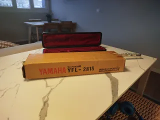 Flauta Travesera Yamaha YFL-281S