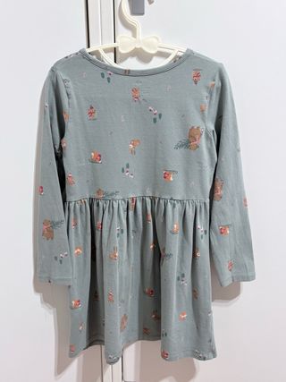 Vestido H&M verde estampado 4-6 años