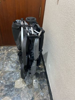 Silla de paseo gemelar Babify gris