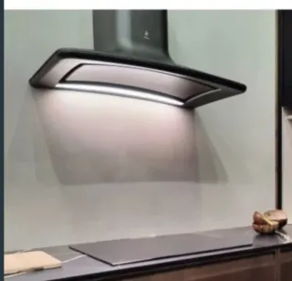 Campana extractora Elica, negra