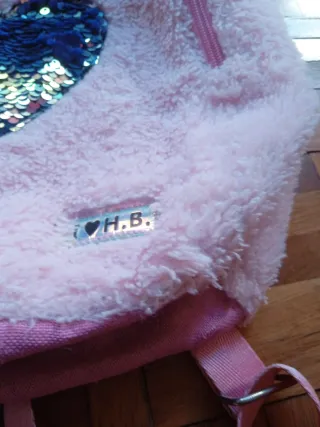 Mochila peluda niña corazón lentejuelas