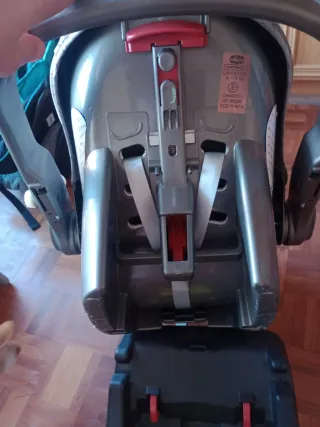SILL DE COCHE CHICCO, GRUPO 0, CON BASE Y COJÍN