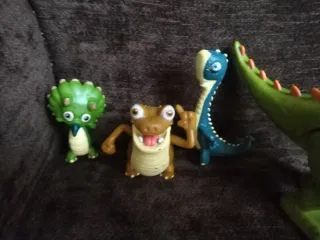 Gigantosaurus.- serie - Lote - figuras JAKKS Pacif