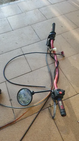 Manillar Pro Taper con puños y maneta