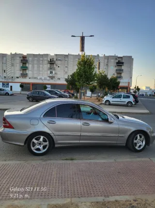 Mercedes-Benz 270 2003