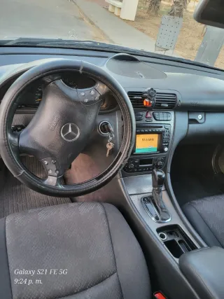 Mercedes-Benz 270 2003